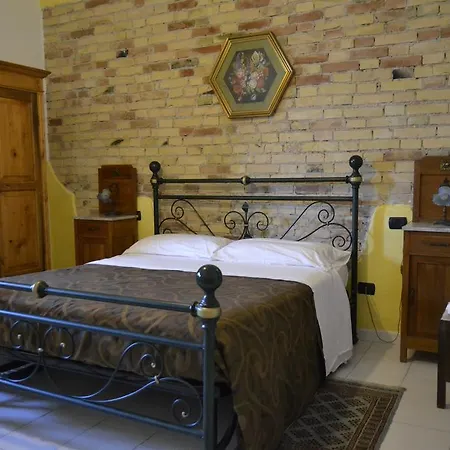 Agriturismo La Collinetta Brecciarola