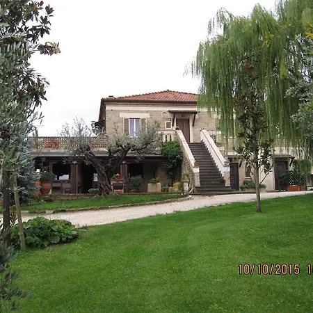 Farm stay Agriturismo La Collinetta *